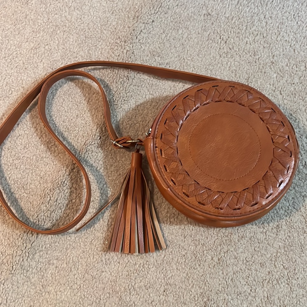 Round Purse - Picture 4 of 6